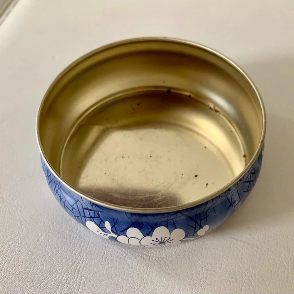 vintage daher decorated ware Lidded Metal Trinket Box England